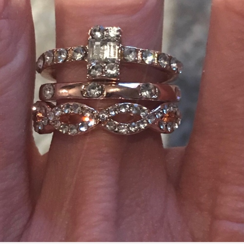 LAST! NWT 3 Pc rose gold Ring Set💫5 star rated💫 - Picture 3 of 7
